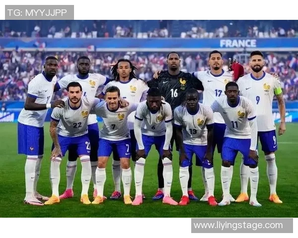 各大球星联合评选史上最佳足球阵容盘点,巅峰对决一触即发