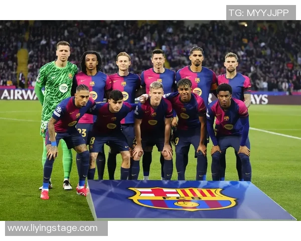 足球巨星睡姿大公开 揭秘球场之外的休息时刻和日常生活习惯